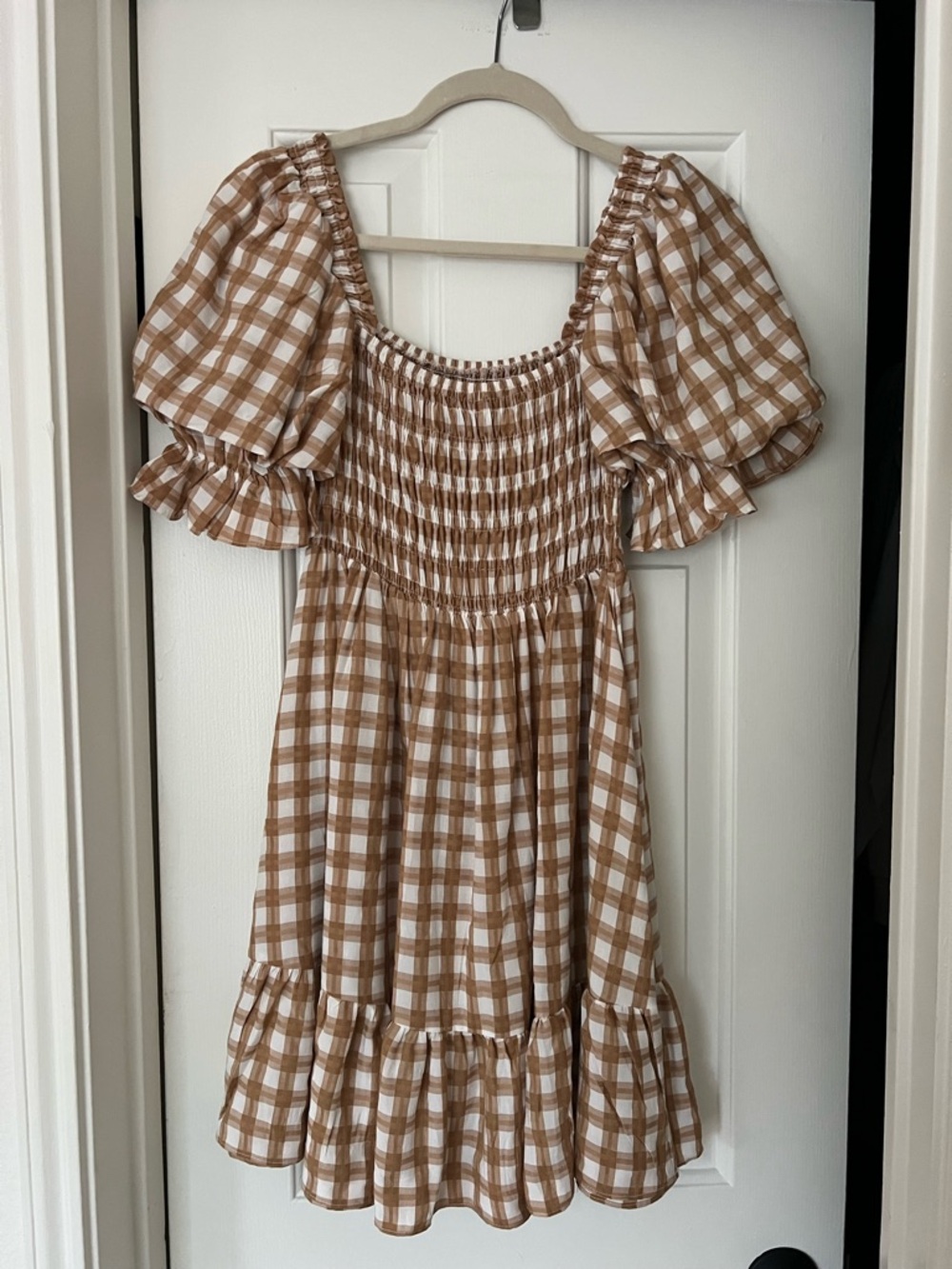 NWOT Princess Polly Brown & White Gingham Puff Sleeve Smocked Dress